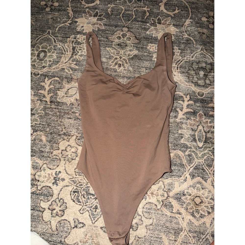 Aritzia Babaton Contour Bodysuit Brown Tan
